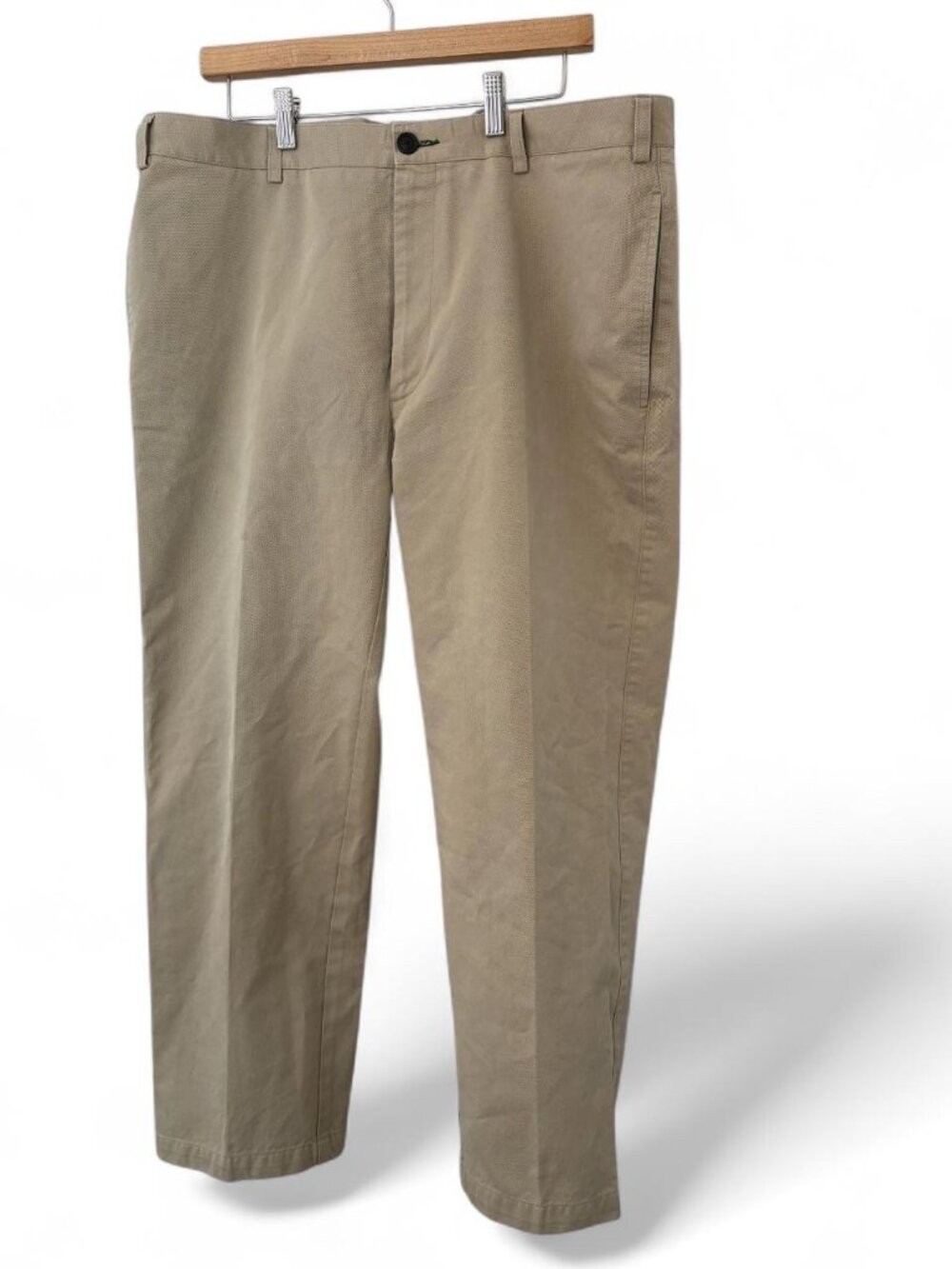 Orvis Khaki Chino Pants — Size 40